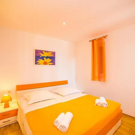 In With Sea View, Terrace, Air Conditioning, Wifi 3739-2 Apartment Bol